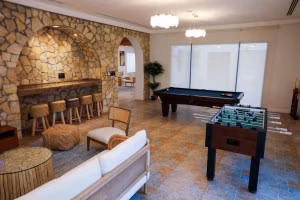 Dur Alhada — game room