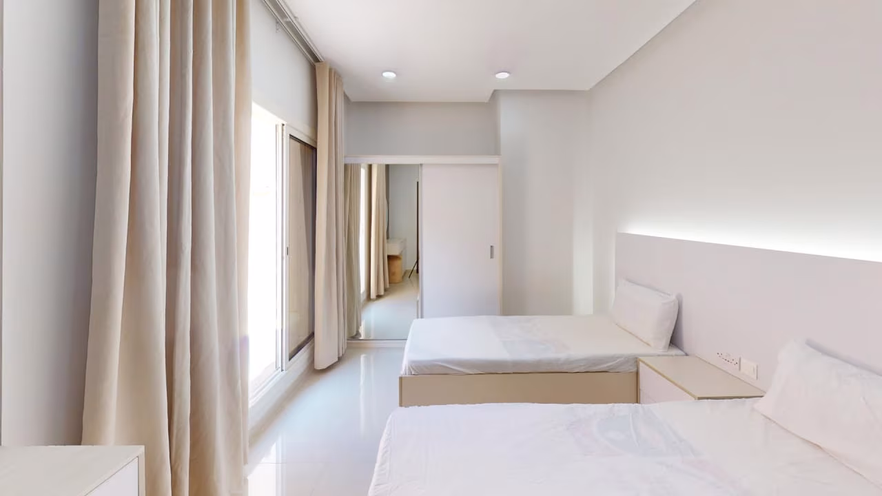 Apartment – 3 Bedrooms