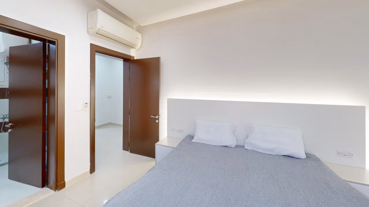 Apartment – 3 Bedrooms