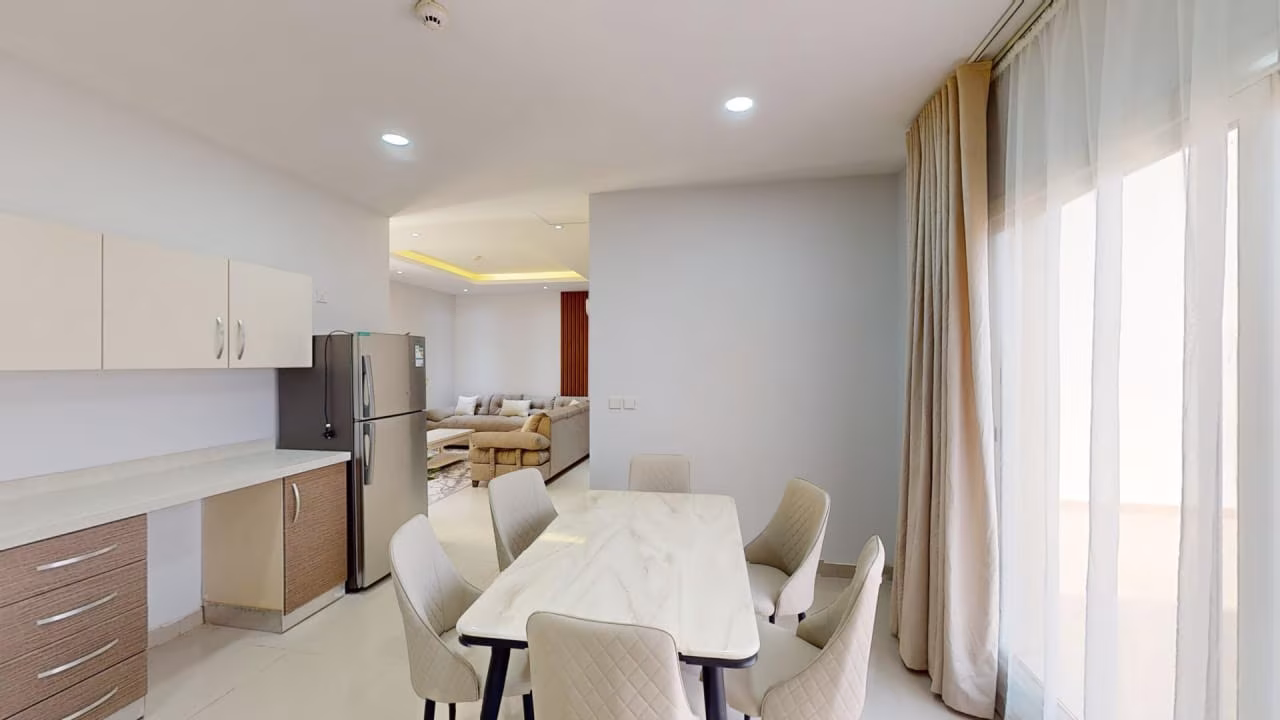 Apartment – 3 Bedrooms