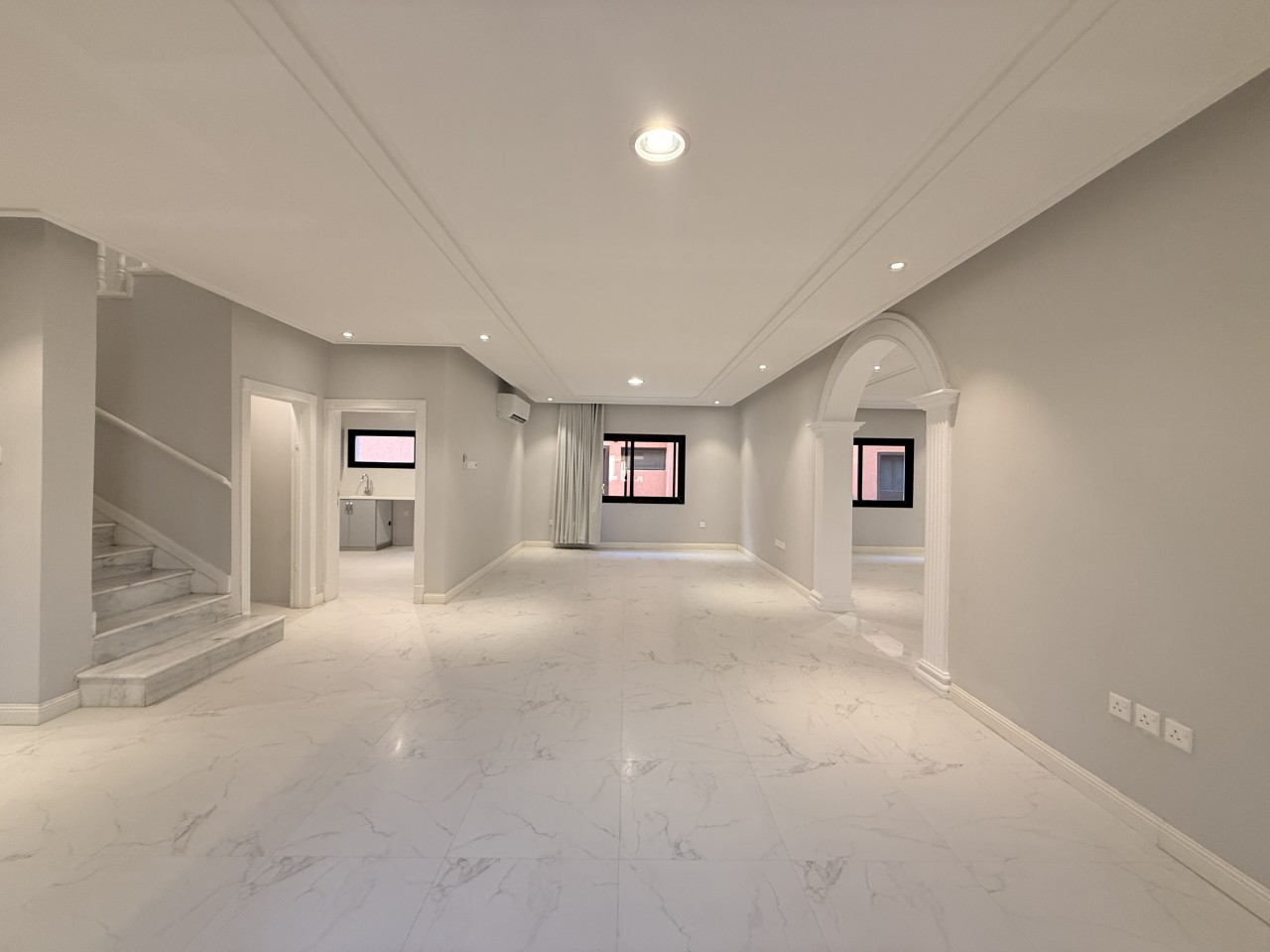 Villa – Large Villa