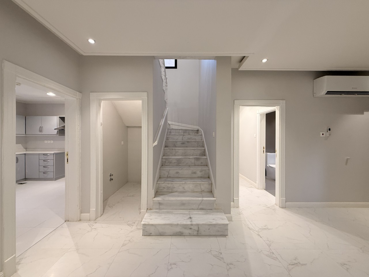 Villa – Large Villa