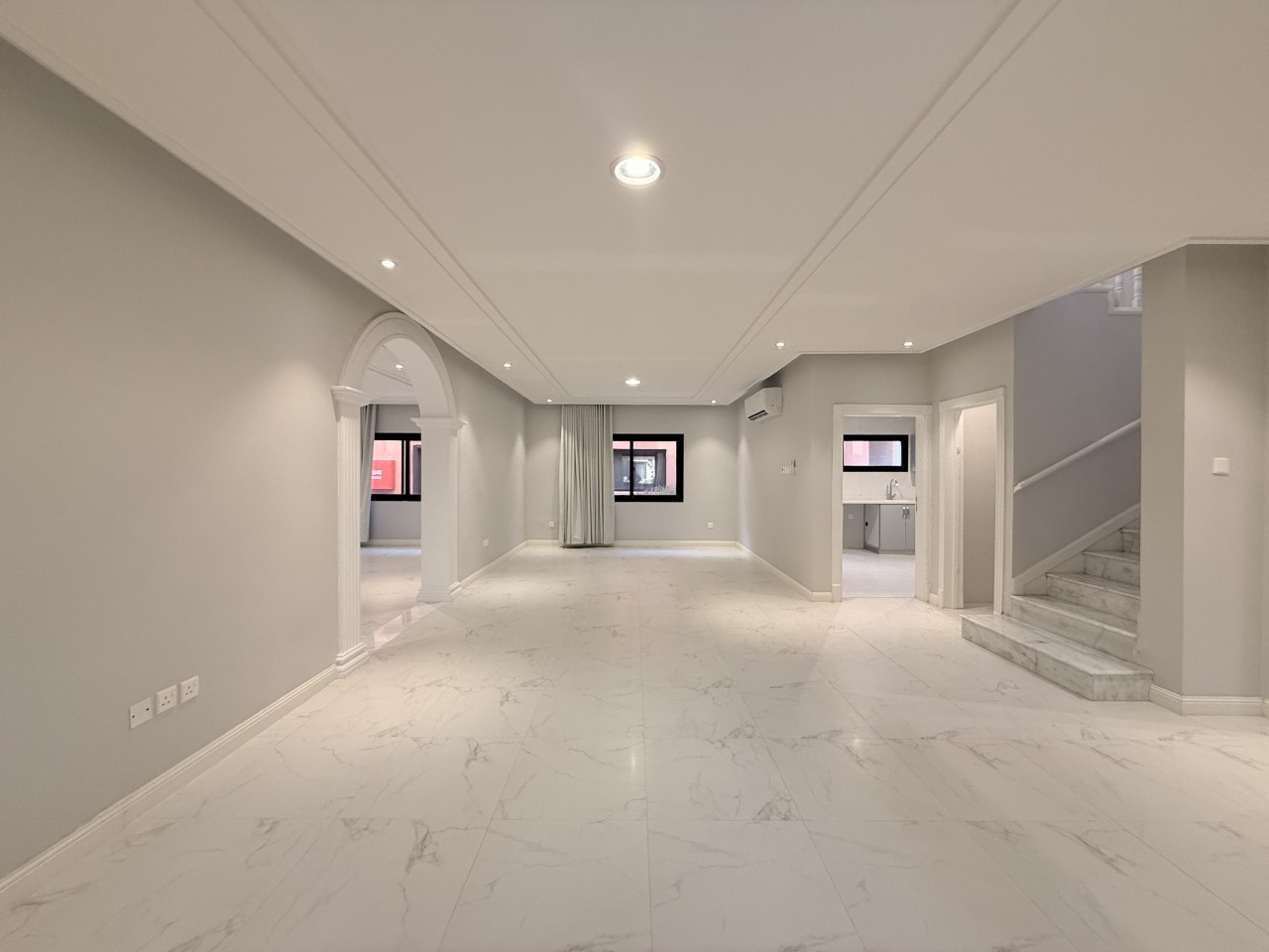 Villa – Large Villa